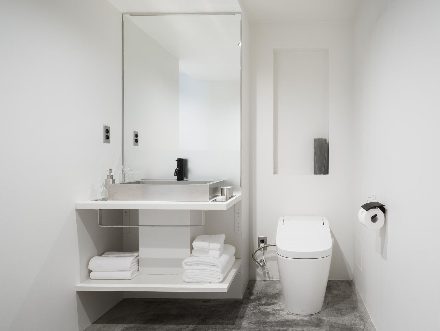 Artist Hotel - BnA STUDIO Akihabara-Japan-Tokyo-Room-9