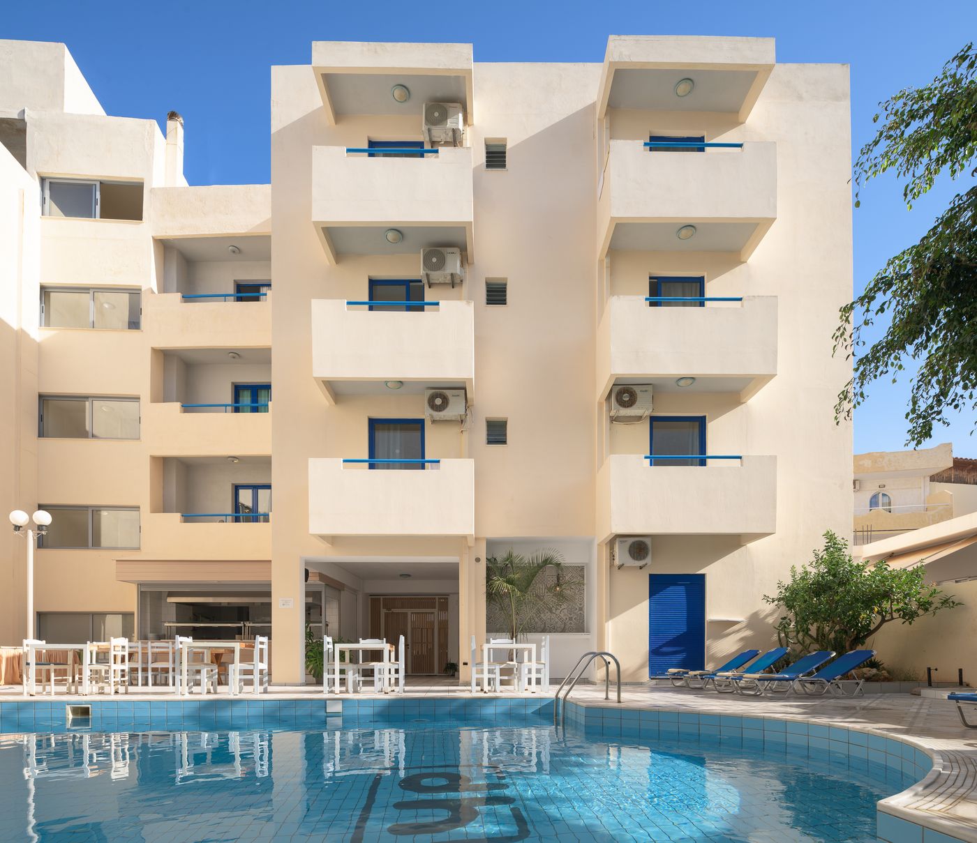 Hersonissos-Central-Pool-1