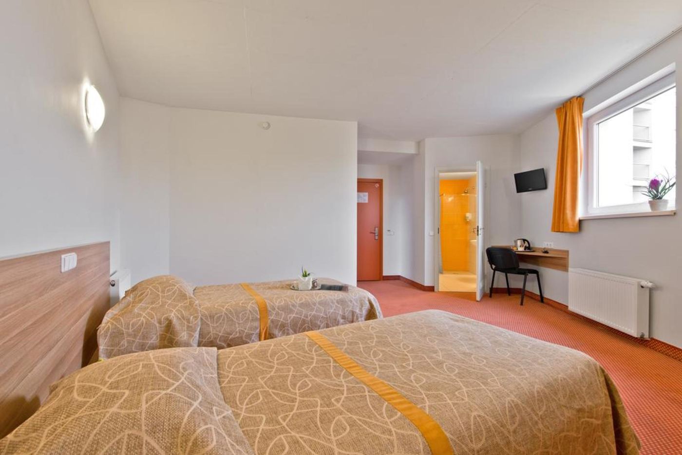 Green Hotel Vilnius-Lithuania-VILNIUS-Room-10