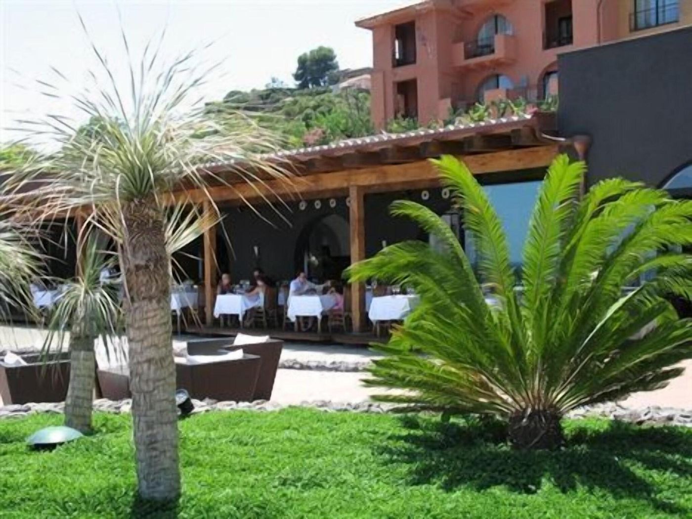 Santa-Tecla-Palace-Terrace-22