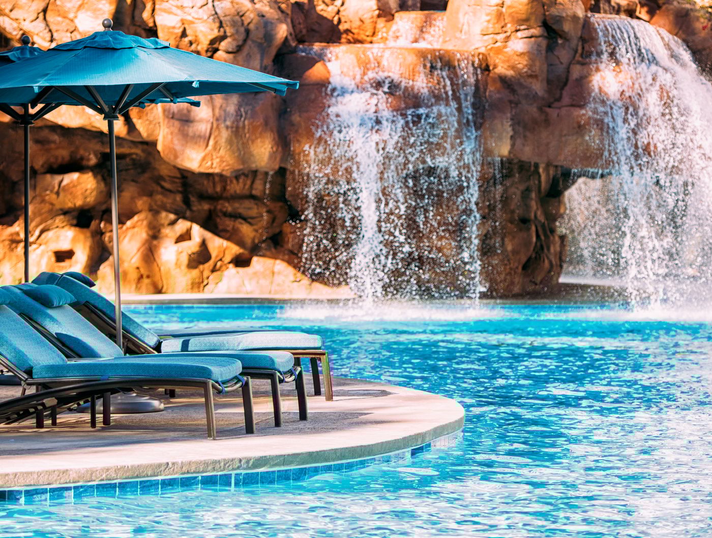 The-Mirage-Resort-and-Casino-Pool-46