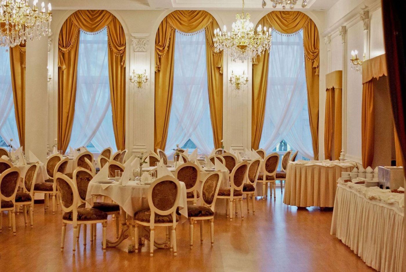 Holiday-Park-Restaurant-17