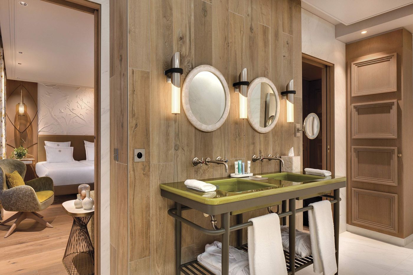 La-Demeure-Montaigne-Room-46