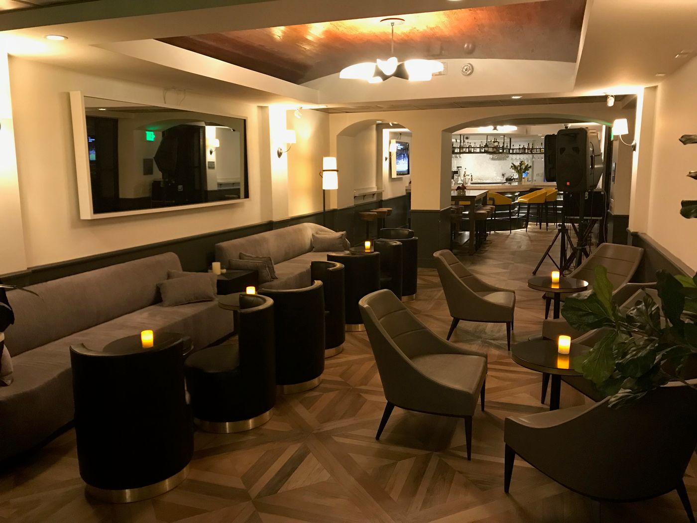 Hollywood-Hotel-Bar-14