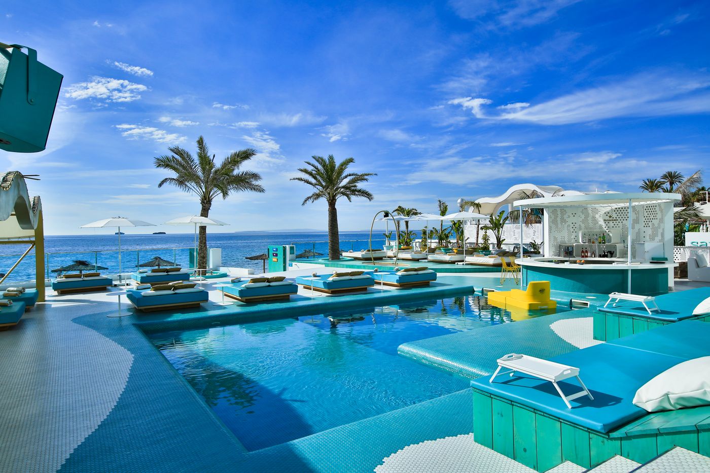 Dorado-Ibiza-Suites-Pool-5