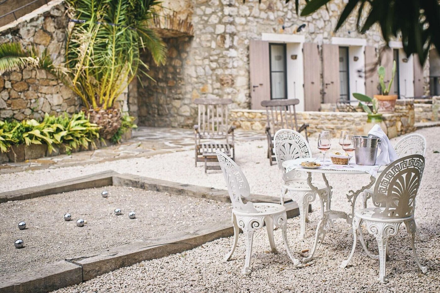 La-Ferme-D-Augustin-Room-100