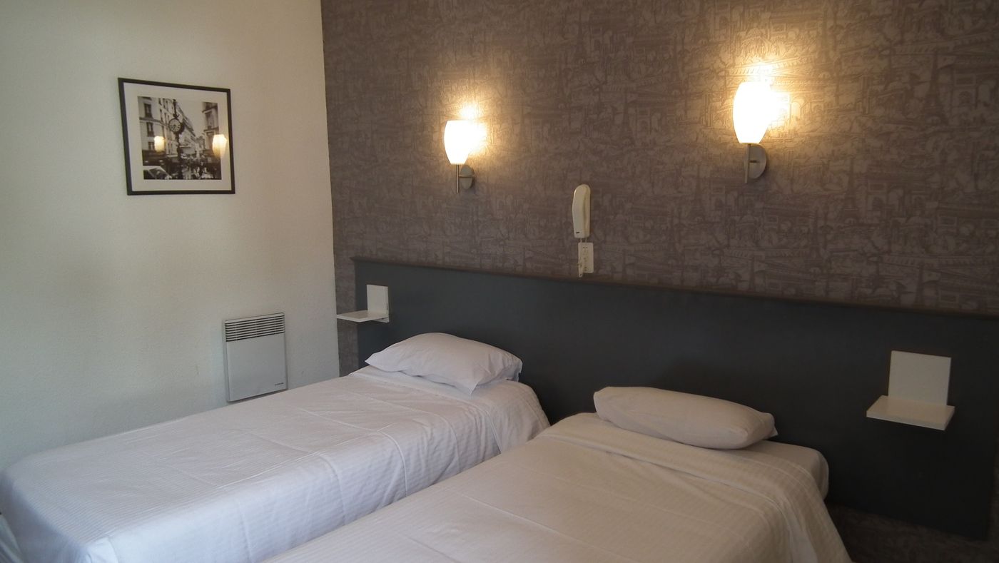Pays Bas-France-LOURDES-Room-10