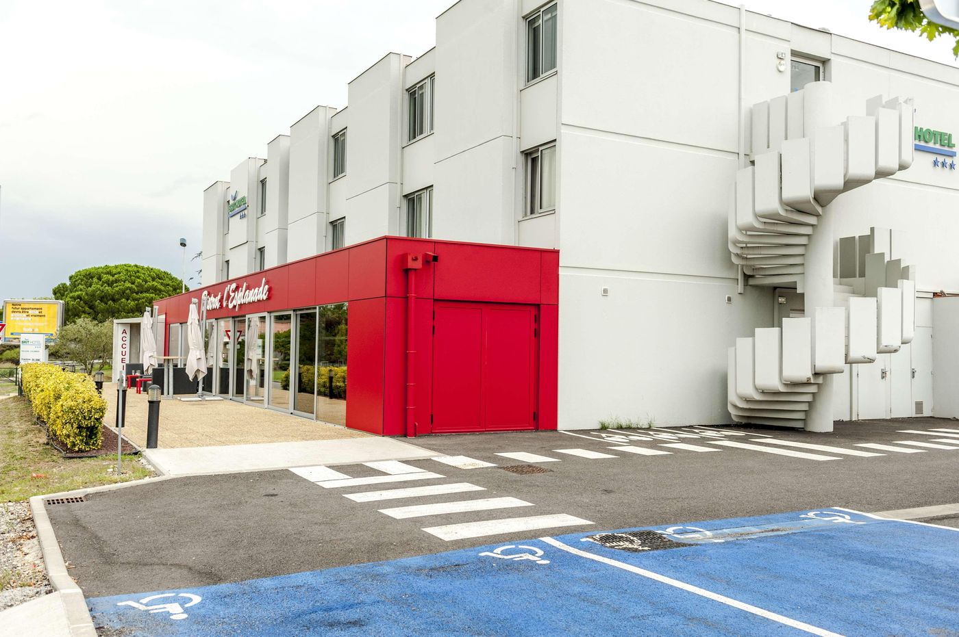 Brit Hotel Toulouse Colomiers - L'Esplanade - France - COLOMIERS - General view - 6