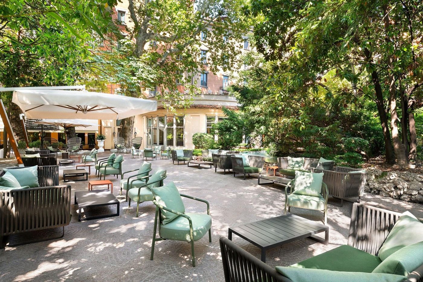 Sheraton-Diana-Majestic-General-view-73