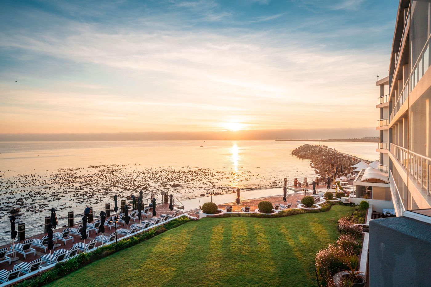 Radisson-Blu-Hotel-Waterfront-General-view-99