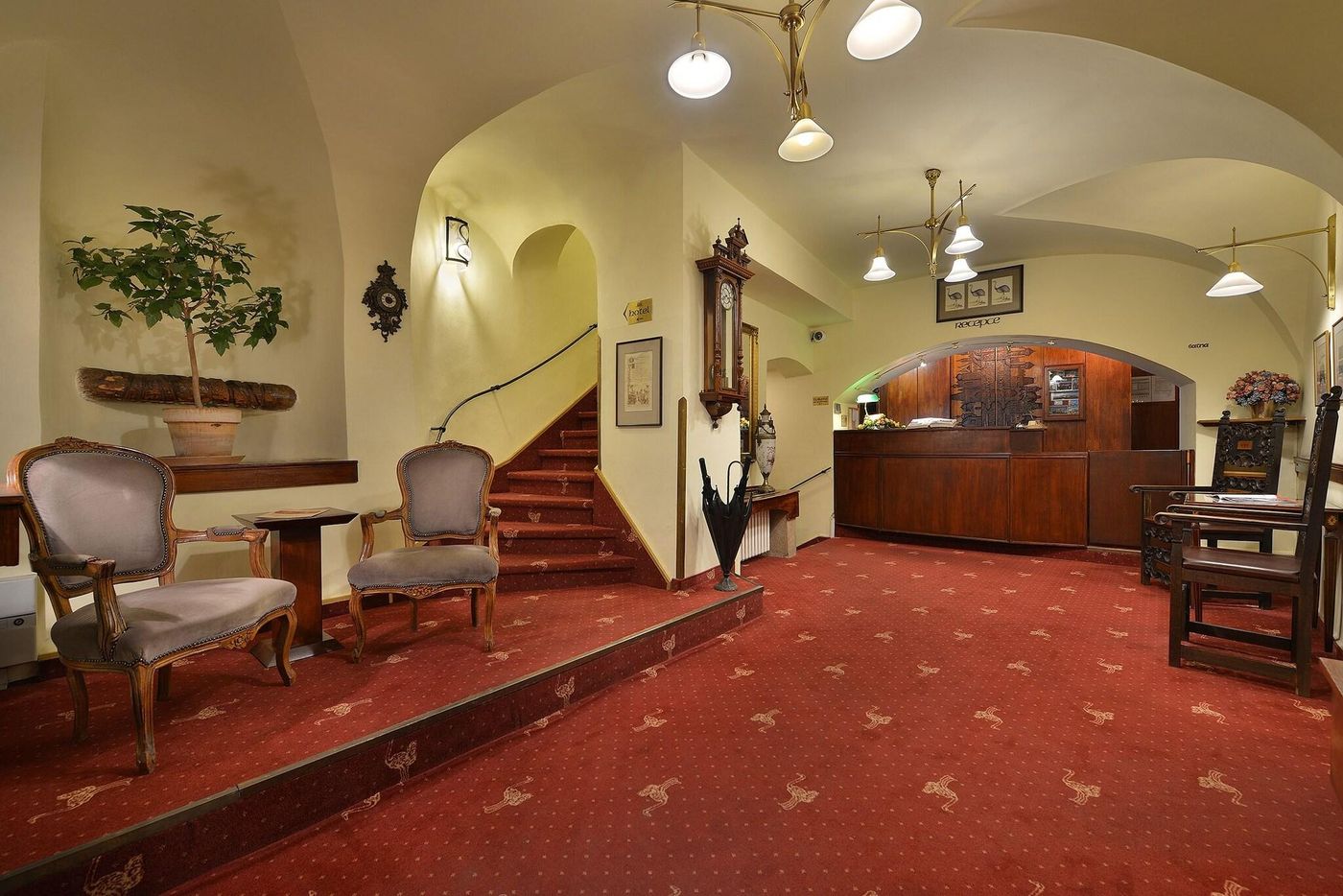 U-Tri-Pstrosu-Lobby-8