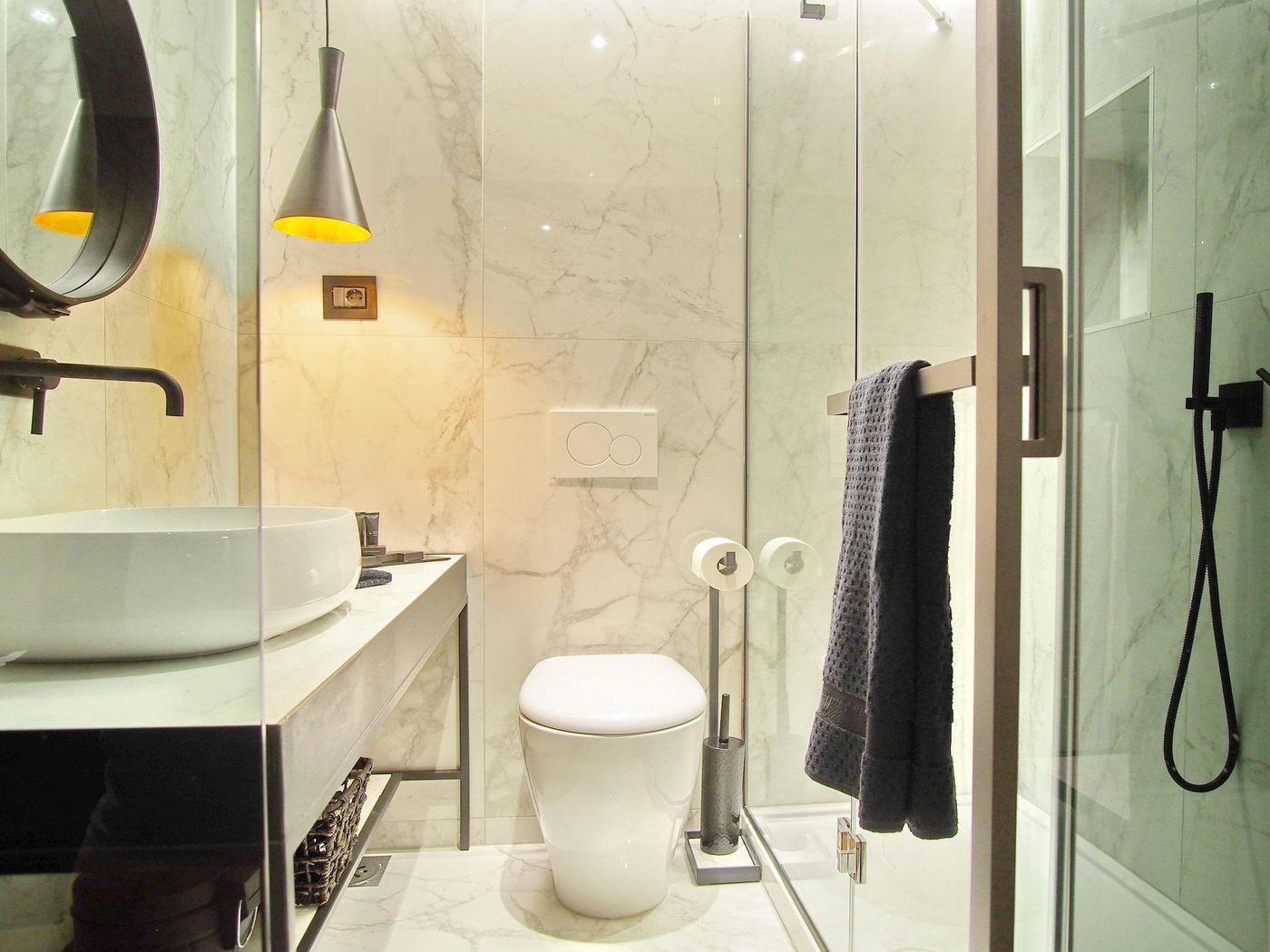 La-Vita-E-Bella-Ii-Room-41