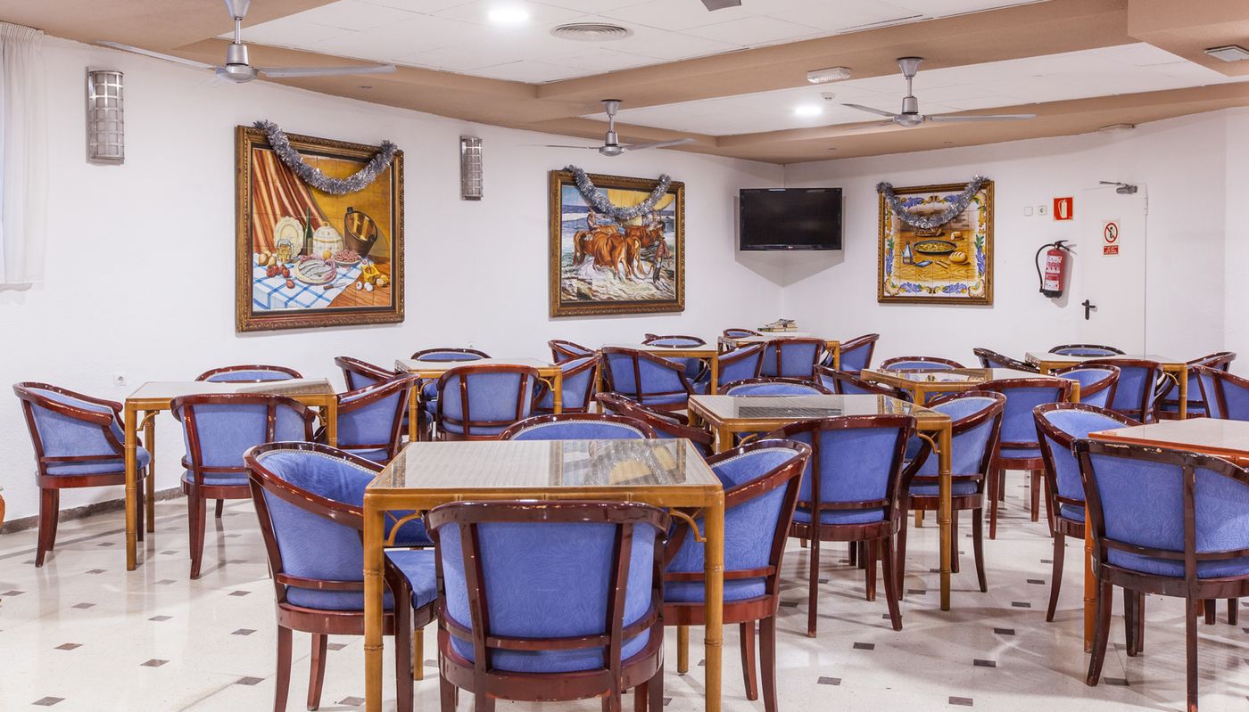 Blue-Sea-Hotel-Calas-Marina-Bar-34