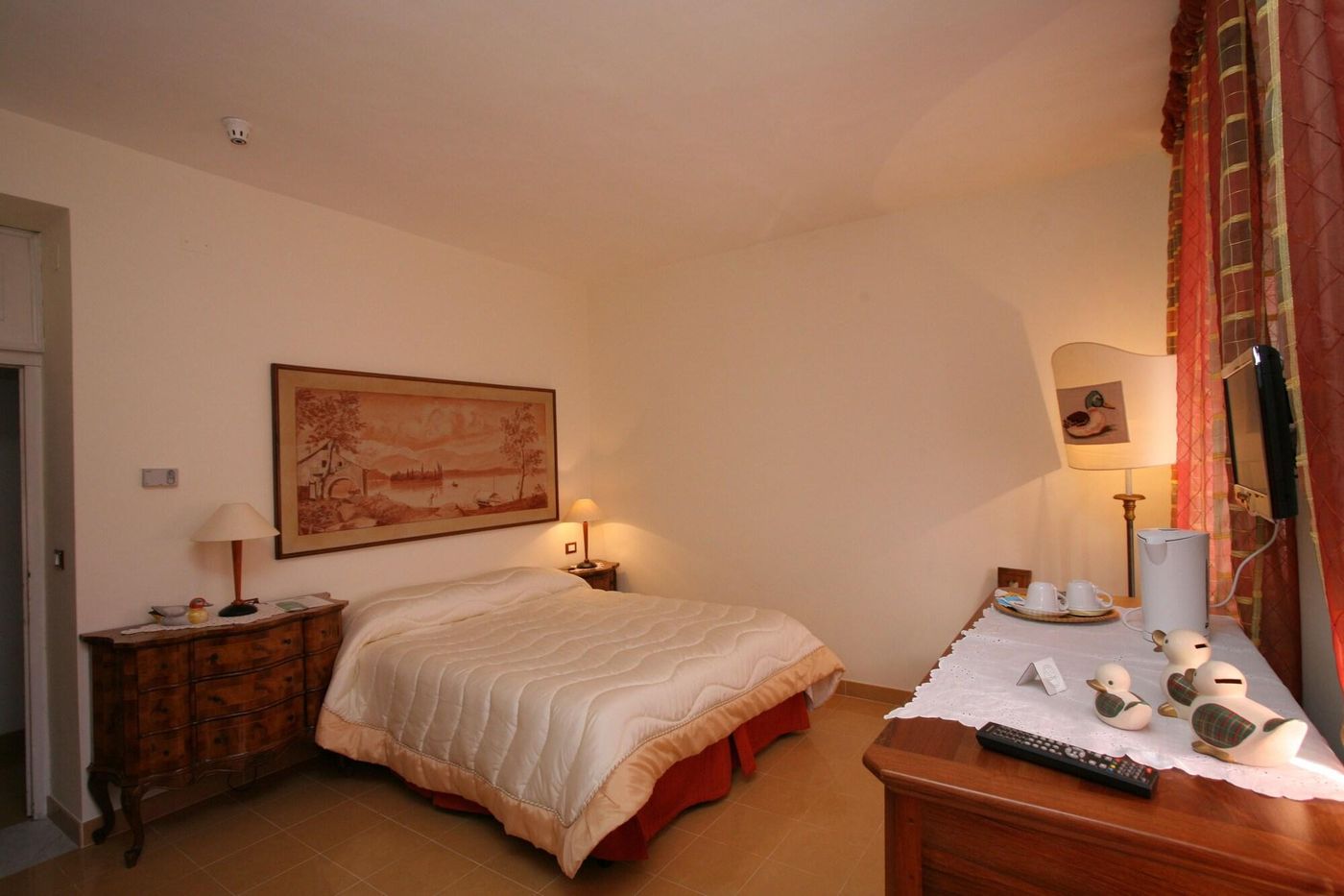Hotel-Roma---Scanno-Room-24