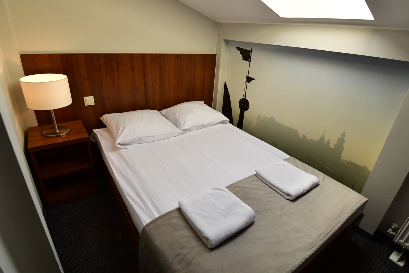 DOWNTOWN-KRAKOW-Room-15