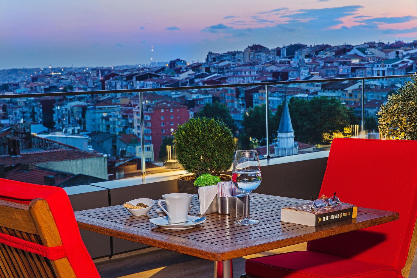 Arts-Hotel-Istanbul-Terrace-51