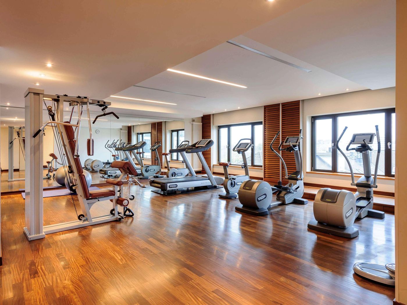 Novotel-Berlin-Am-Tiergarten-Sports-and-Entertainment-63