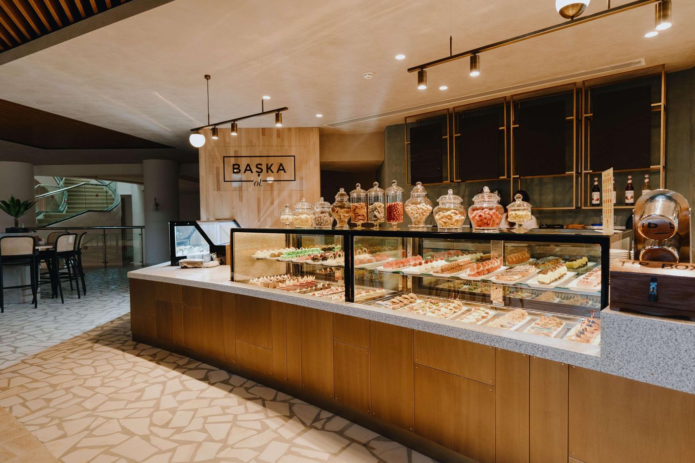 Barut-Kemer-Resort-Lobby-54