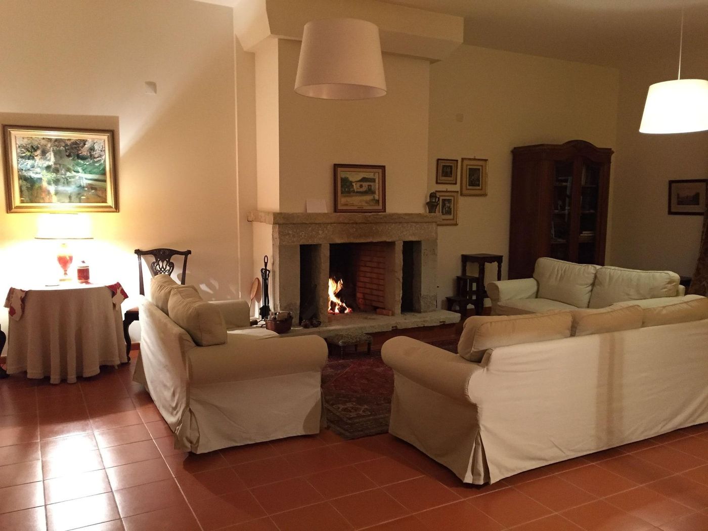 Casa-Do-Alfaro-Sports-and-Entertainment-13