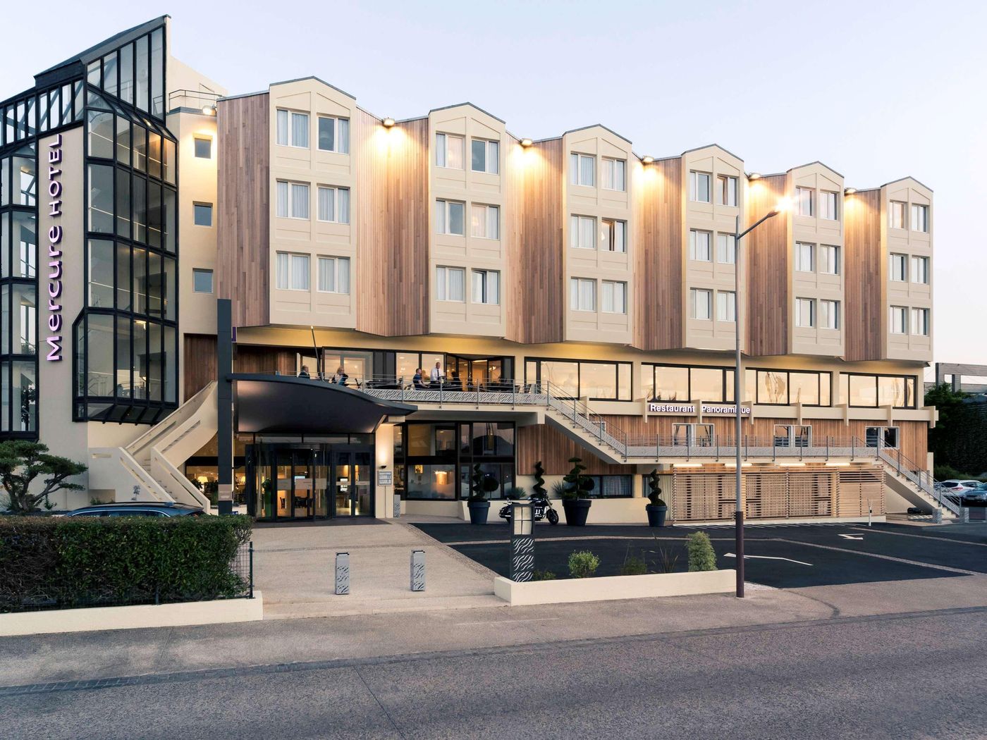 Hôtel Mercure La Rochelle Vieux-Port Sud-France-LA ROCHELLE-General view-1