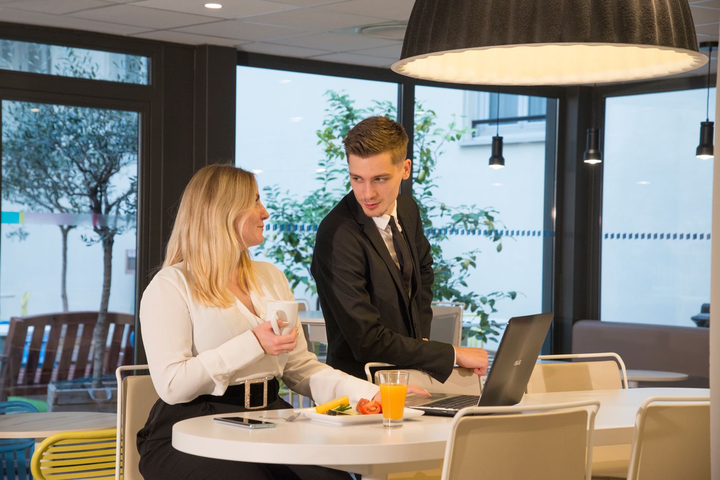 ibis-Styles-Nice-Centre-Gare-Restaurant-35