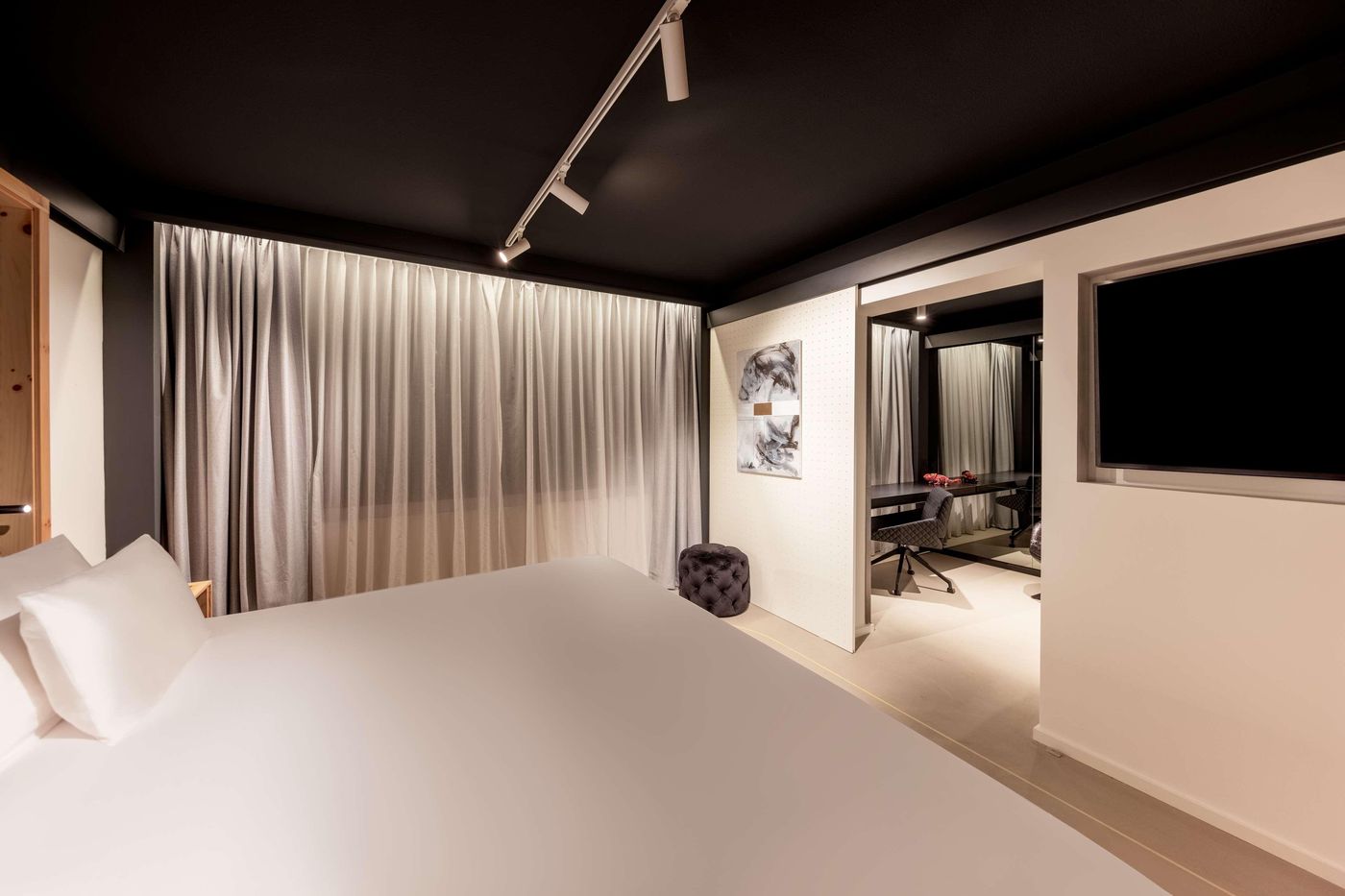 nhow-Brussels-Bloom-Room-42