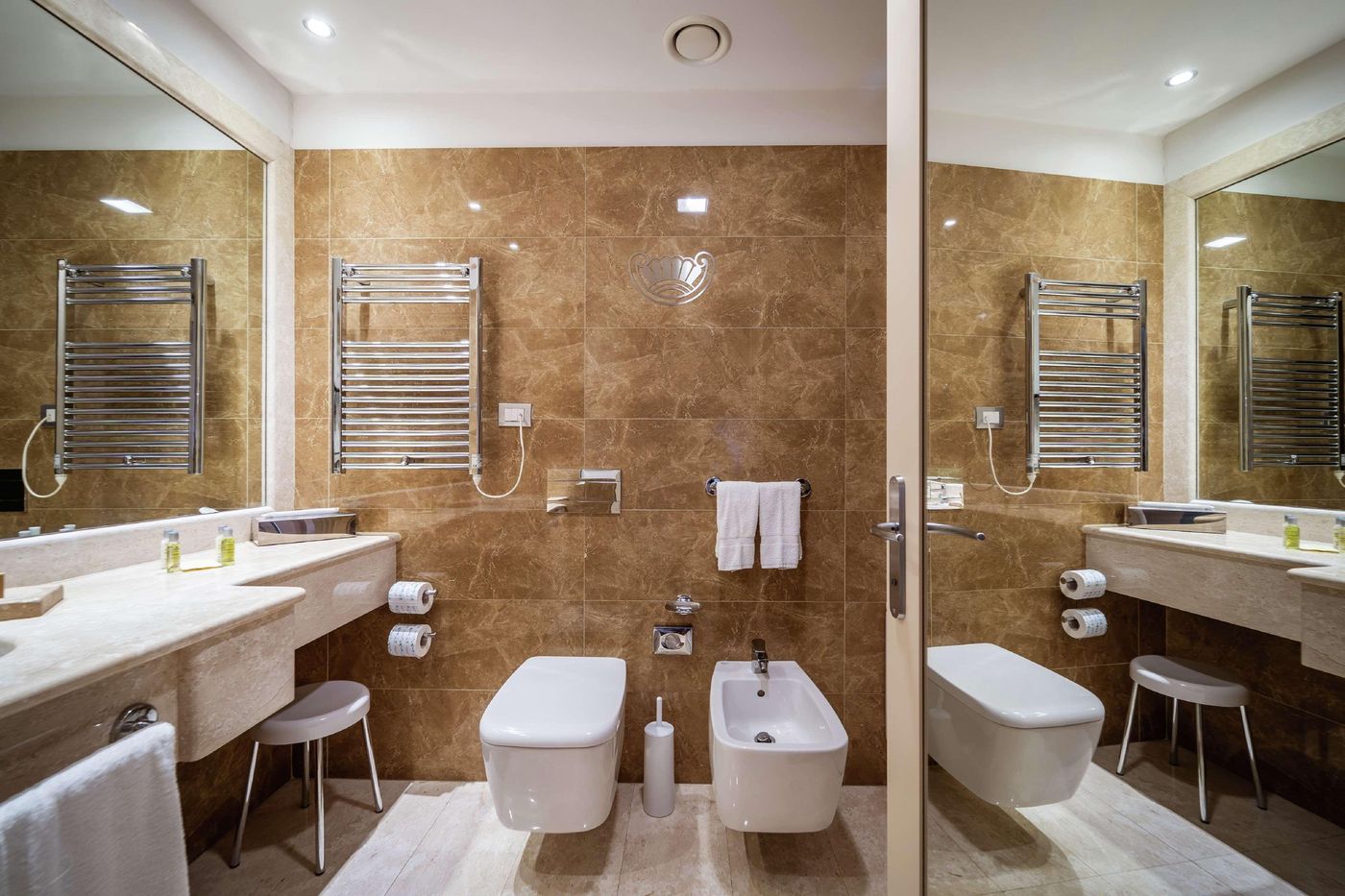 Double-Tree-by-Hilton-Hotel-Olbia-Room-33