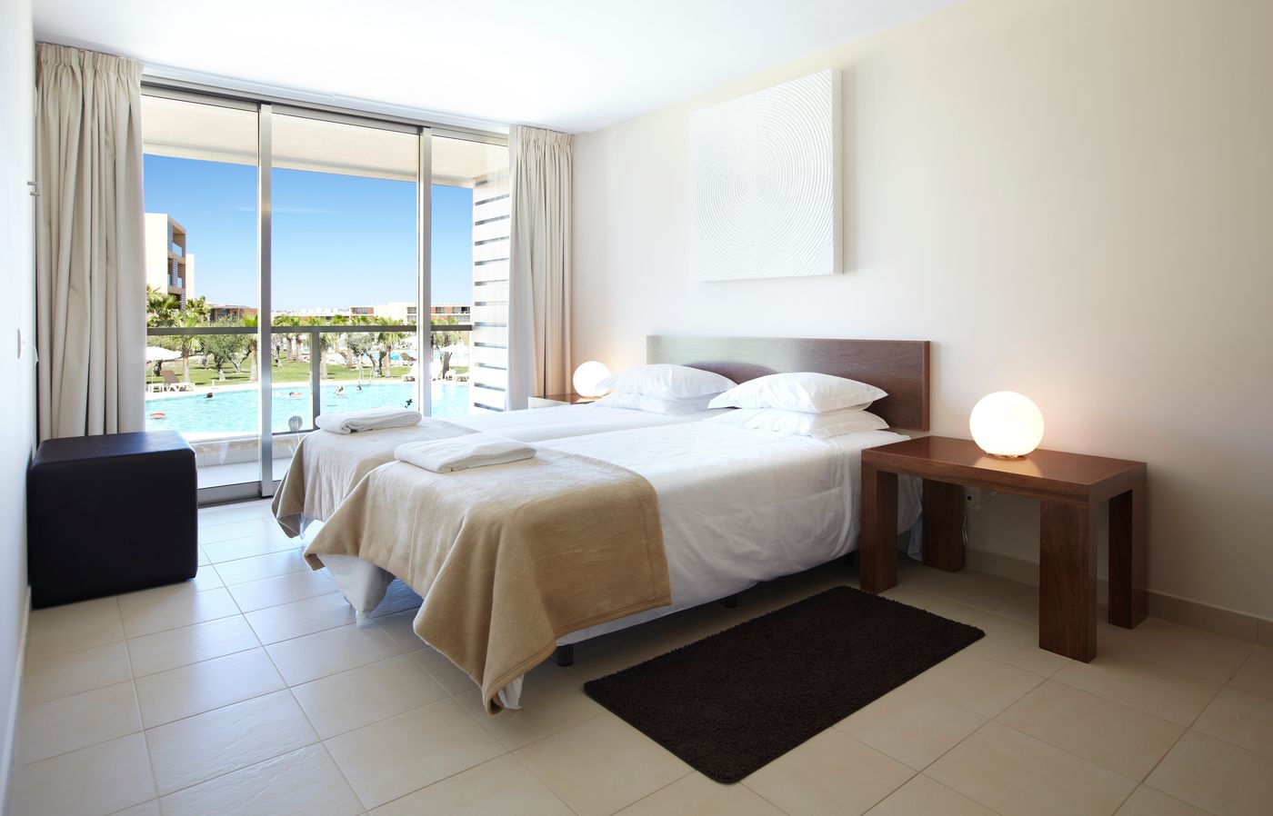 Salgados-Vila-das-Lagoas-Room-15