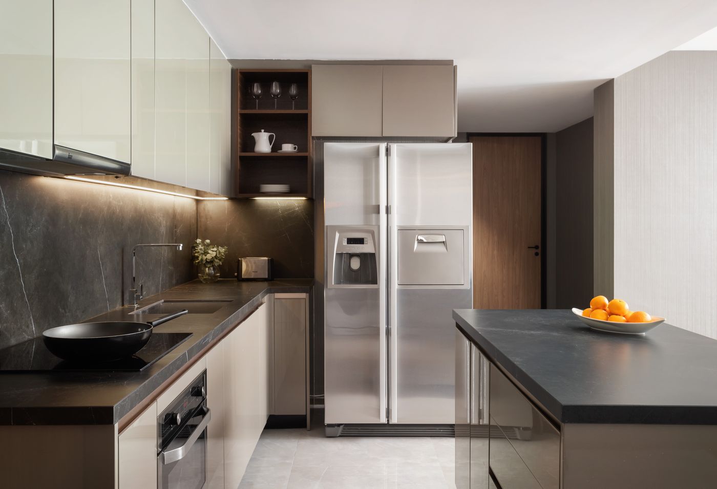 Walton-Suites-Sukhumvit-Room-12