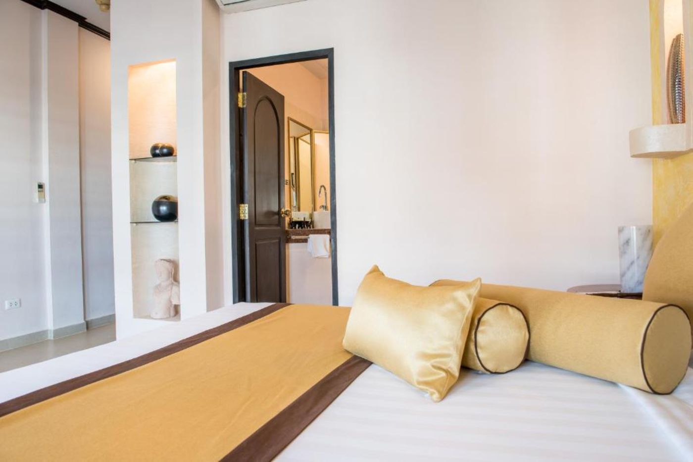 Poseidon Boutique Hotel by ZUZU-Thailand-Pattaya-Chonburi-Room-7