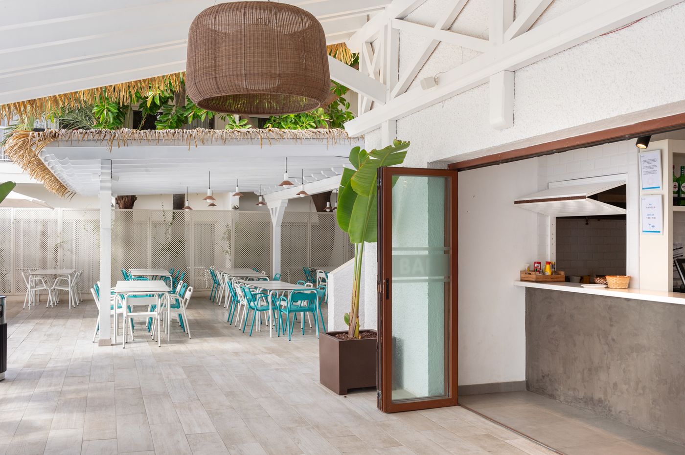 Playasol-Cala-Tarida-Terrace-49