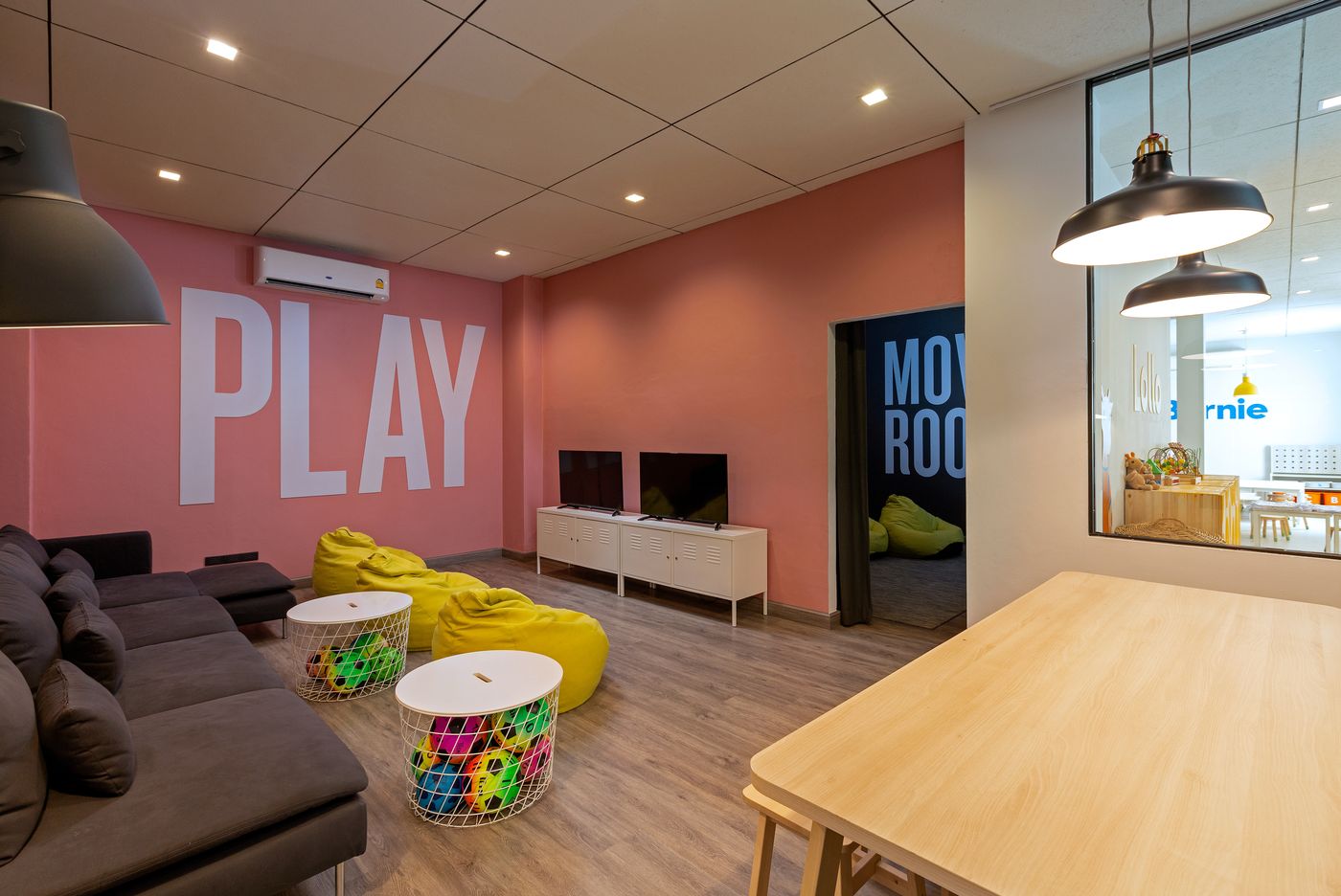 Sunwing-Kamala-Beach-Sports-and-Entertainment-67