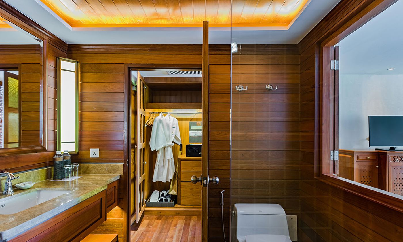 Diamond-Cliff-Resort-and-Spa-Room-38