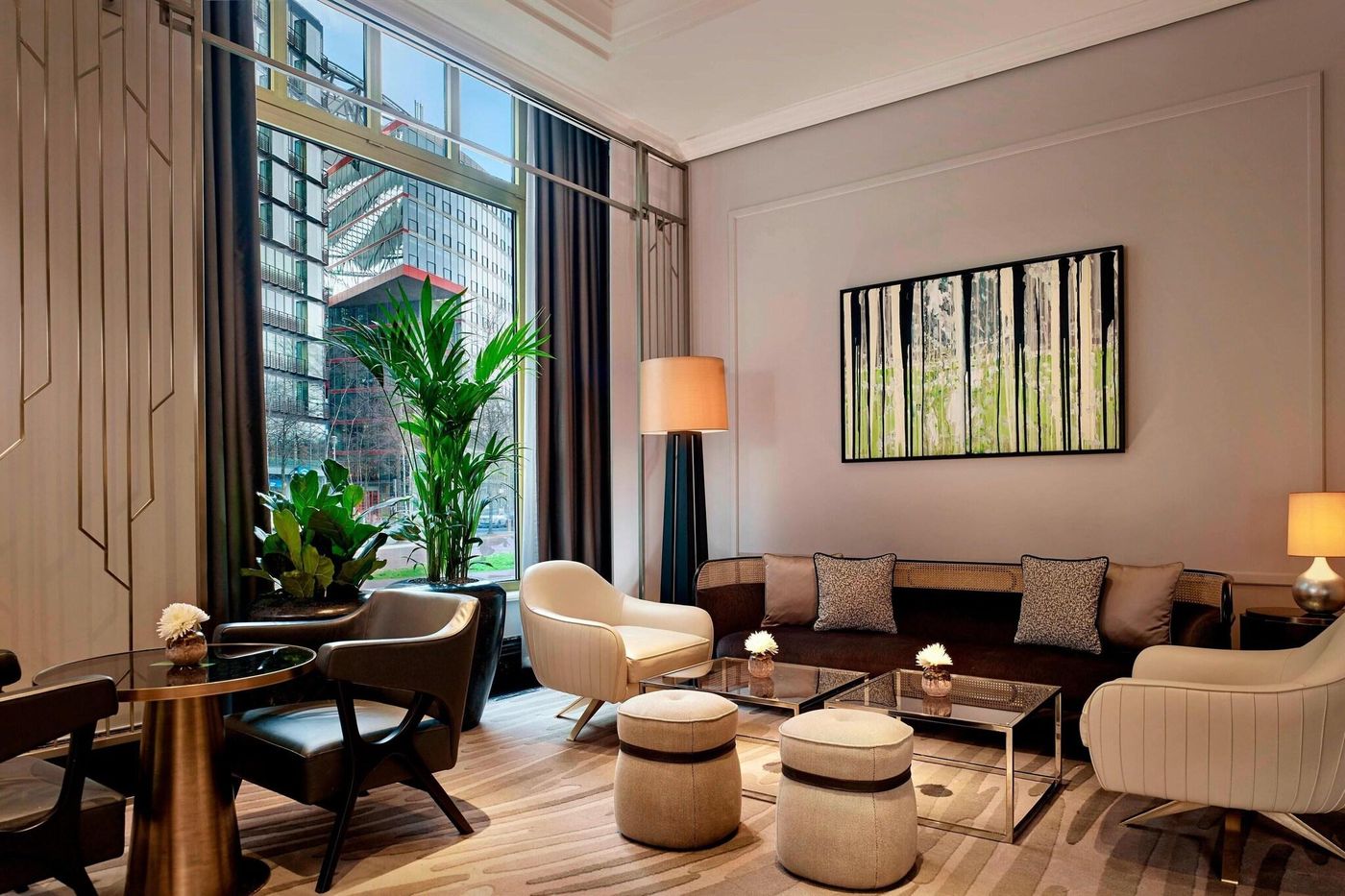 Ritz-Carlton-Berlin-Lobby-14