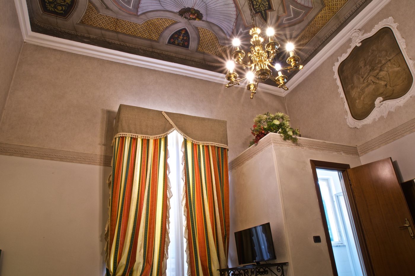 Hotel-La-Luna-Room-38