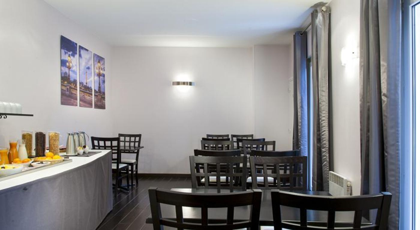 Timhotel-Tour-Eiffel-Restaurant-11