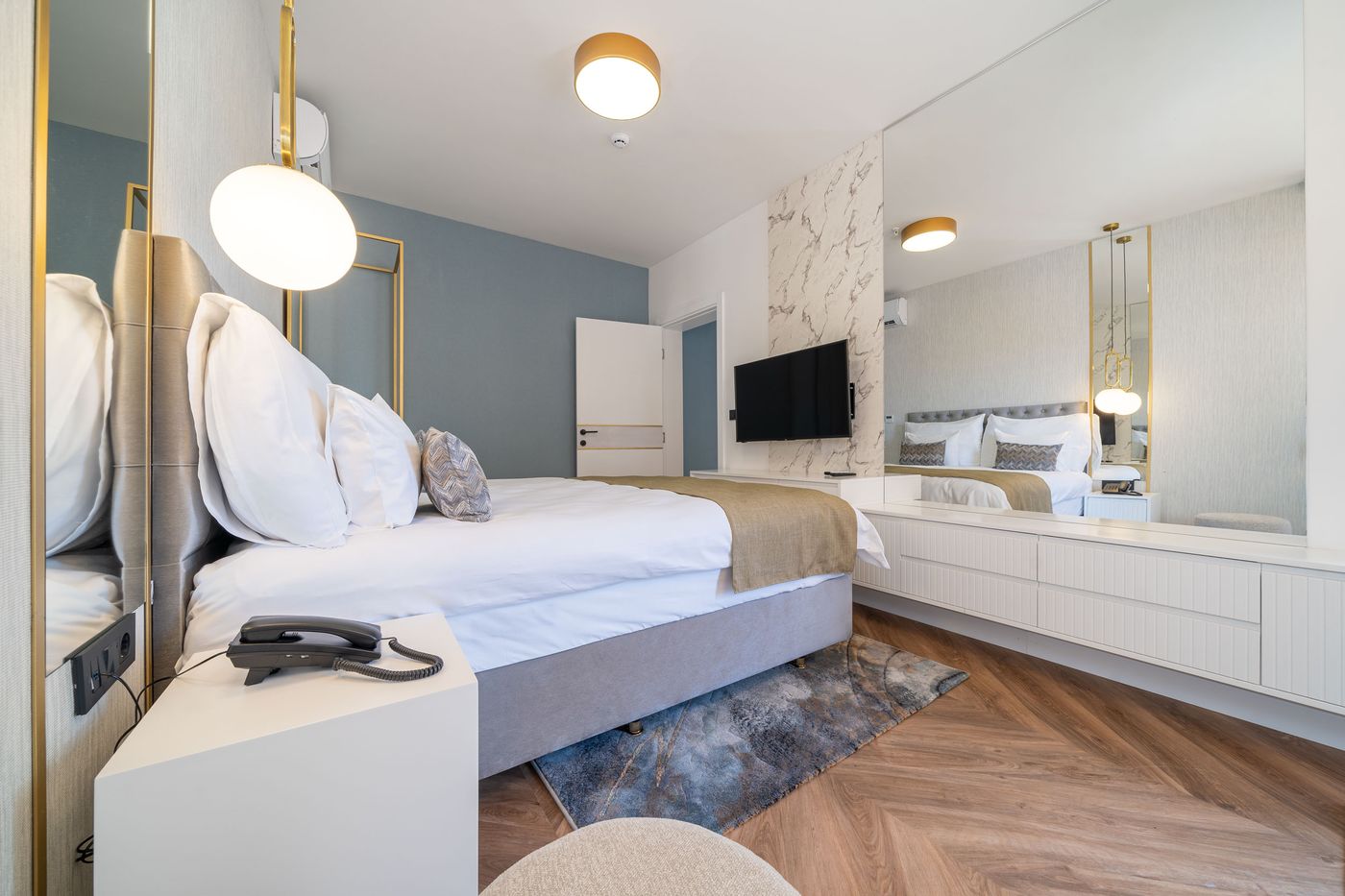 Hotel-Millennium-Room-16