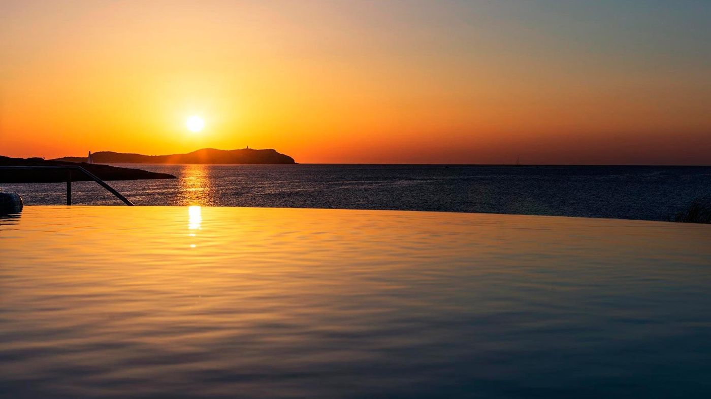 Sirenis Seaview Country Club