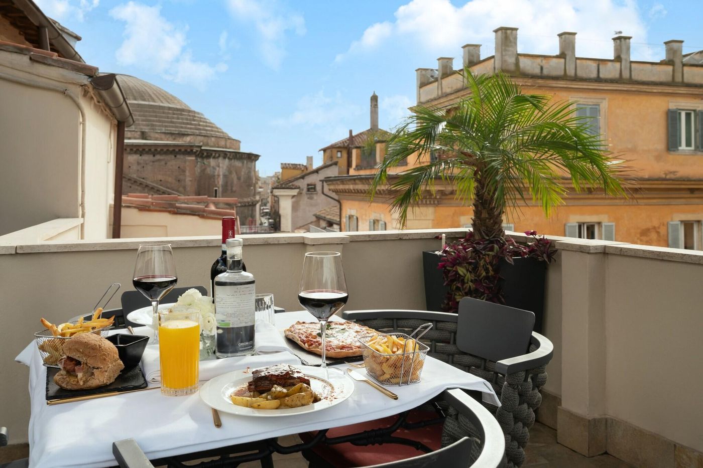 Antico-Albergo-del-Sole-al-Pantheon-Terrace-3