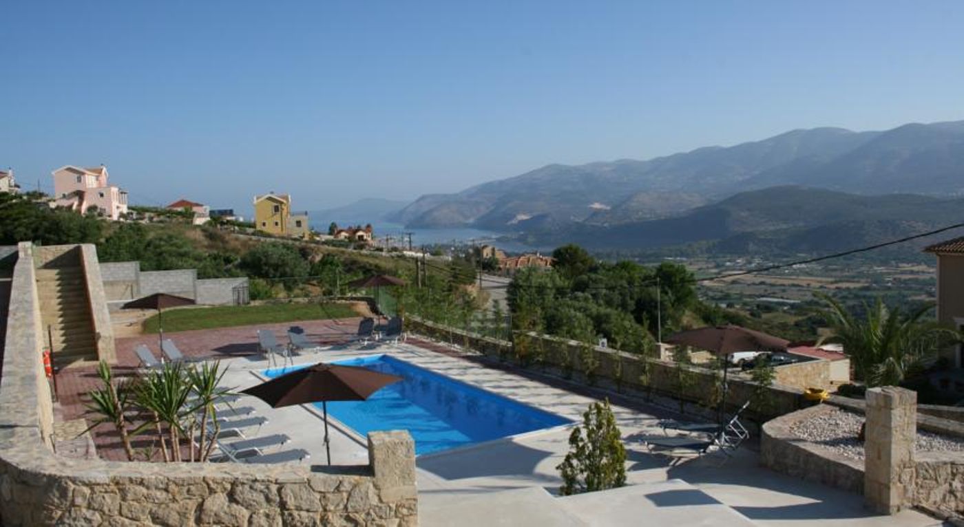 Lagoon View Apartments - Adults Only