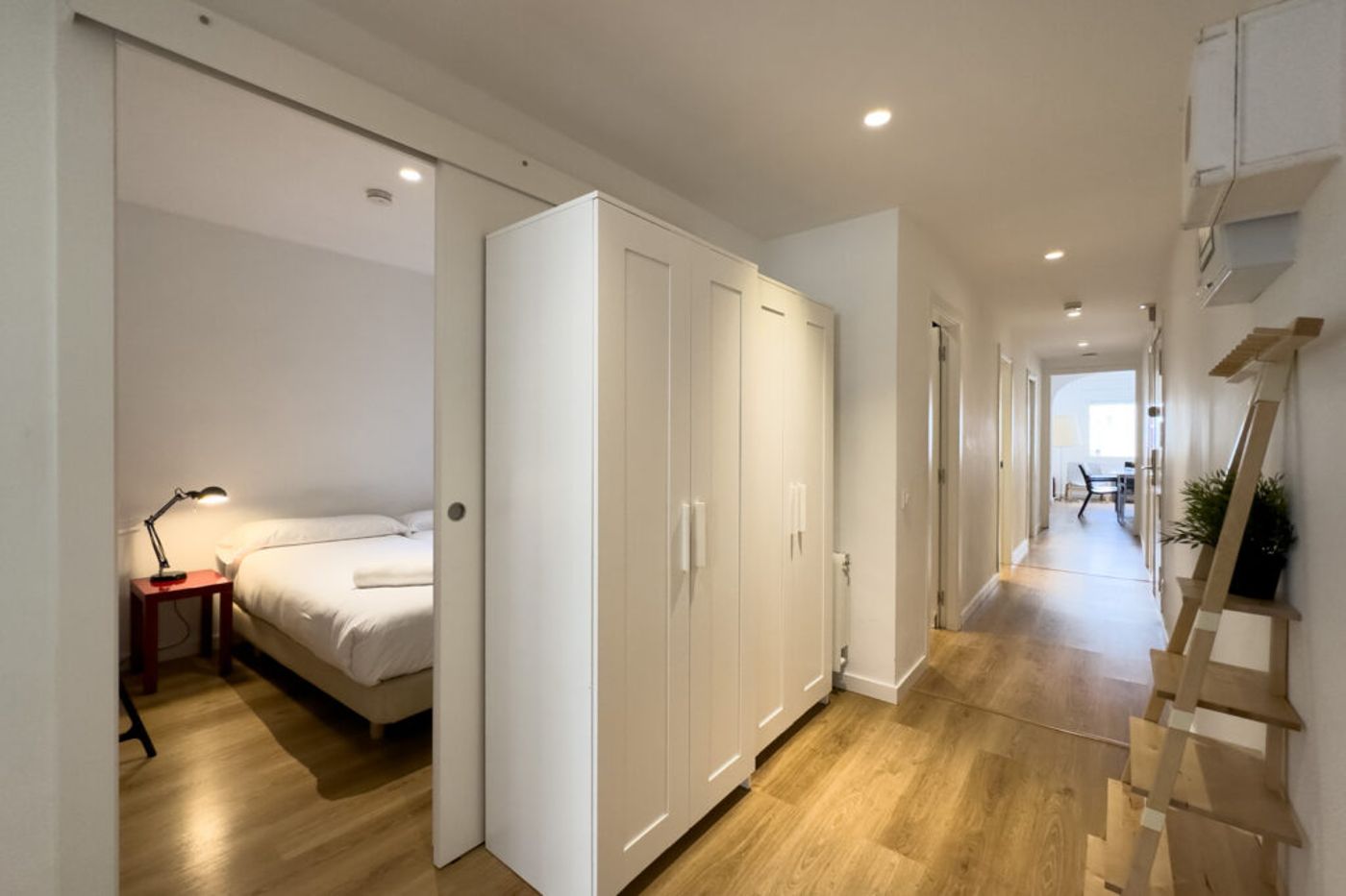 Ainb Barcelona Sants Apartments-Spain-BARCELONA-Room-8