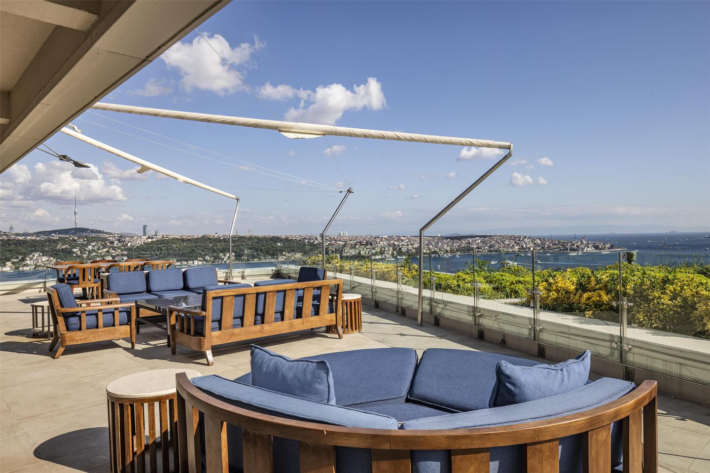 Conrad-Istanbul-Bosphorus-Room-81