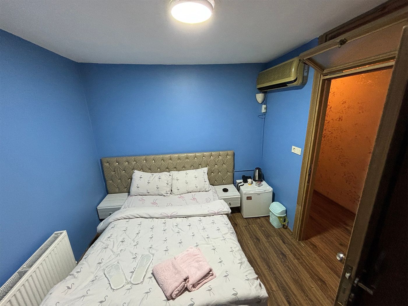 Flamingo Suit-Turkey-SISLI-Room-8