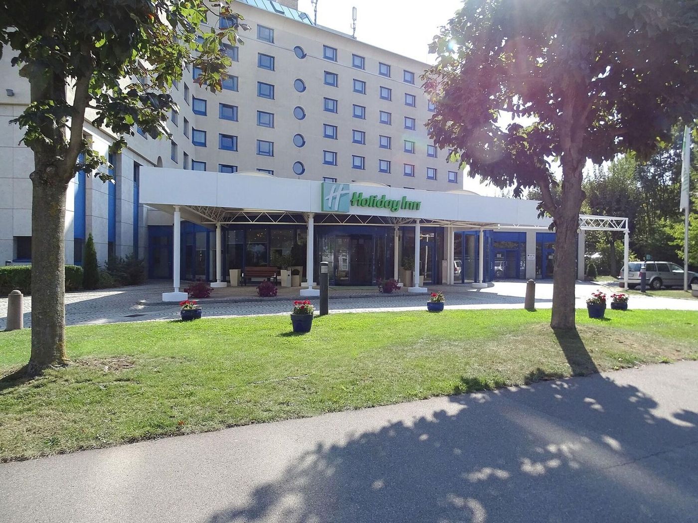 Holiday Inn Stuttgart-Germany-Stuttgart-General view-6