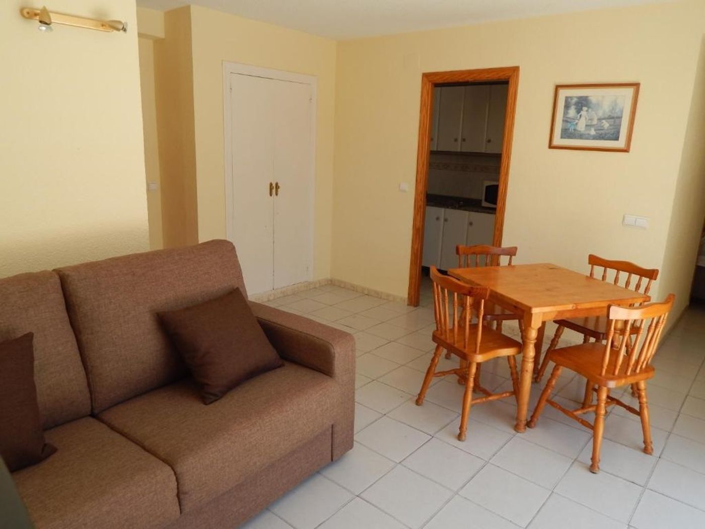 Avenida-Apartamentos-Room-12