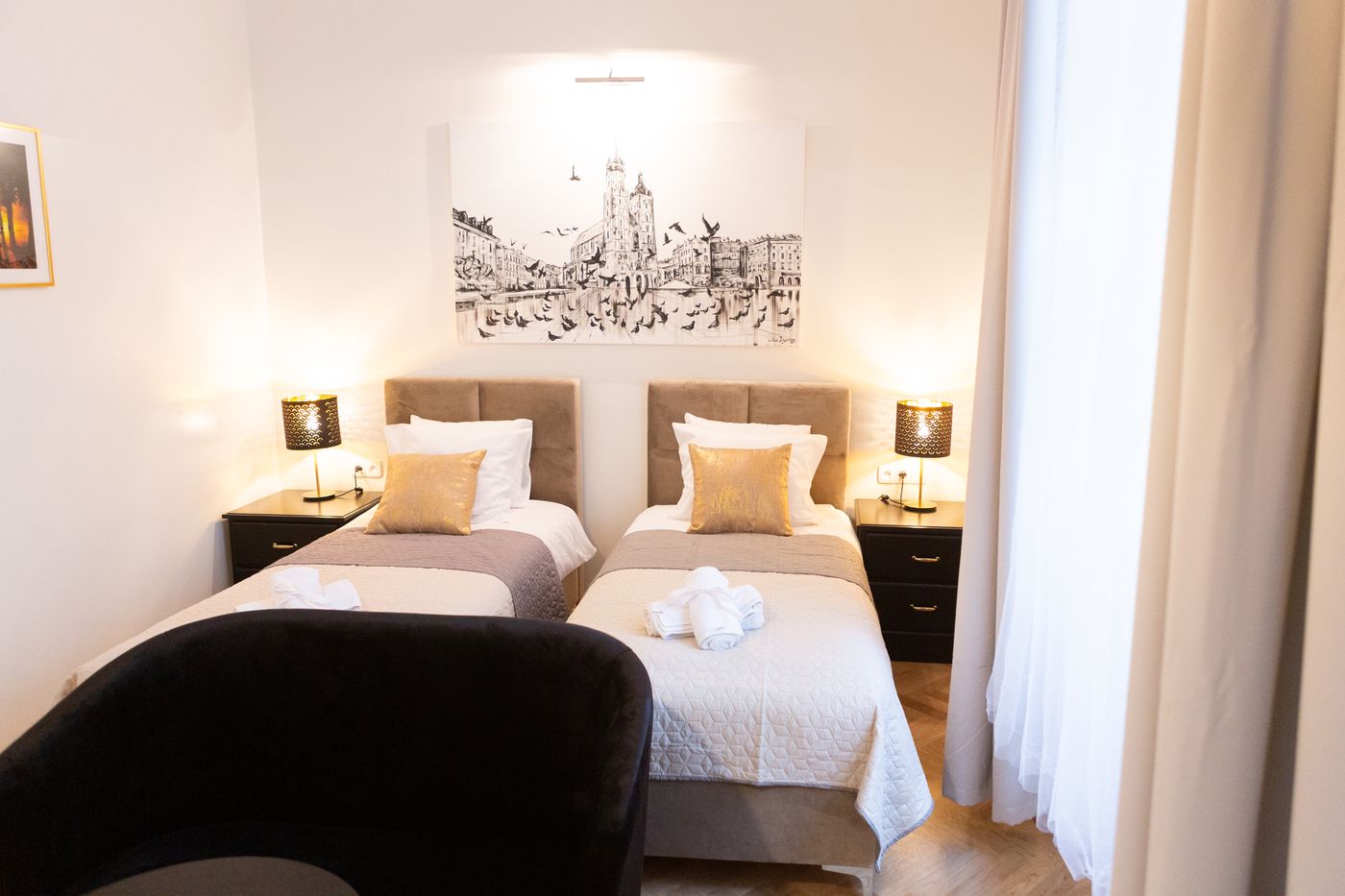 Apartments-Roman-Room-31