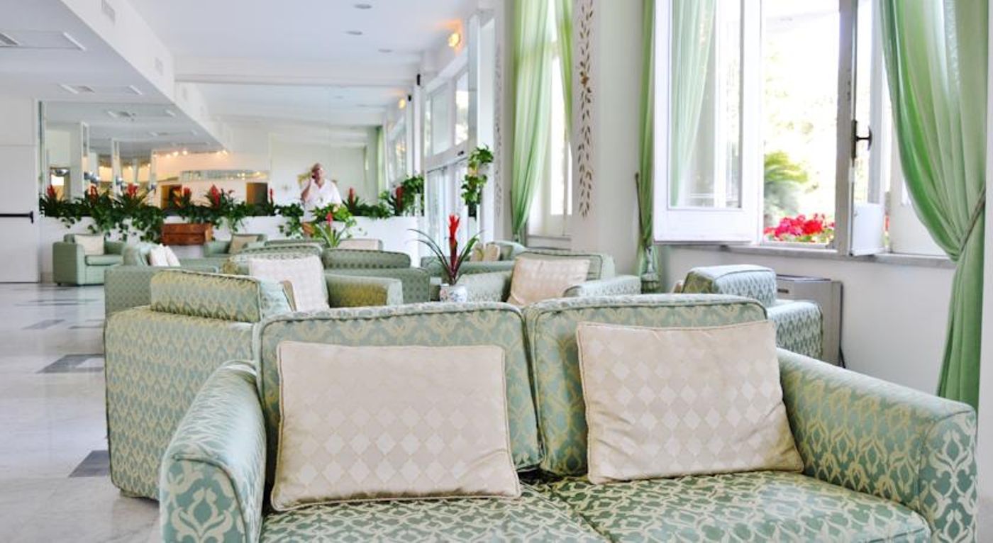 Carlton International