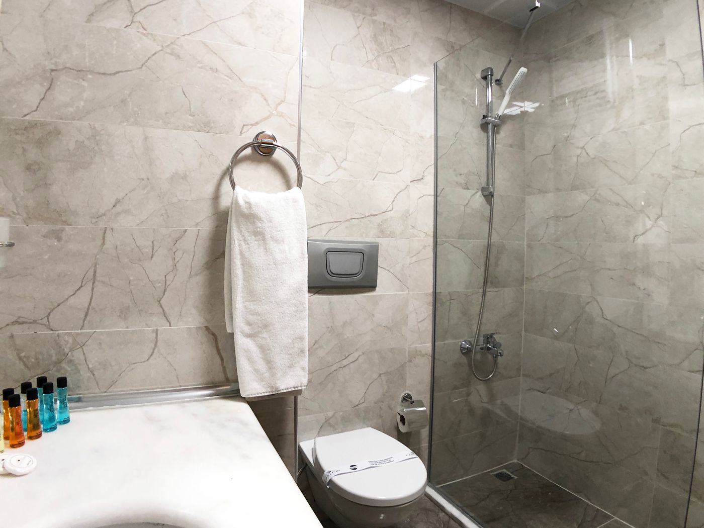 Carlton-Hotel-Istanbul-Room-7