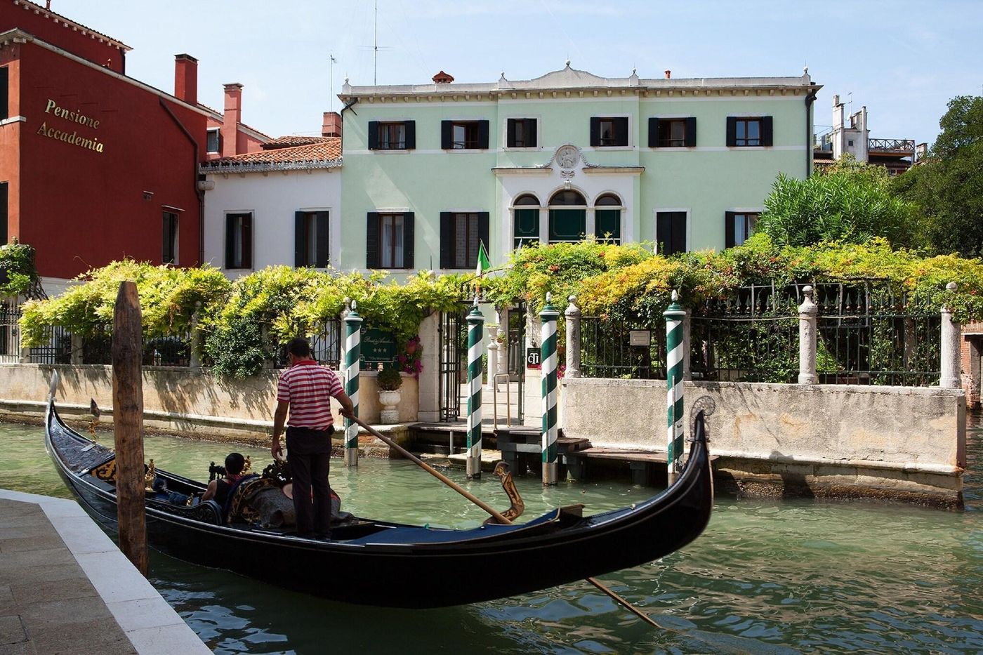 Pensione-Accademia---Villa-Maravege-General-view-32