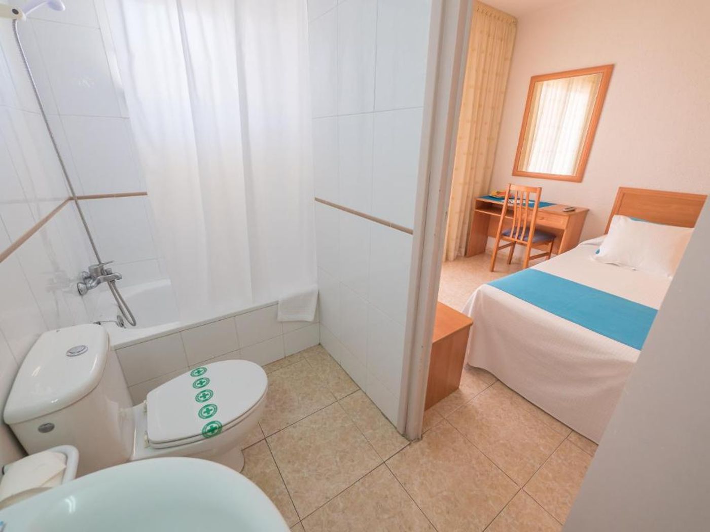 Checkin-Pineda-Room-30